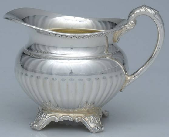 Georgian Gadroon (Silverplate, Hollowware) by Oneida Silver