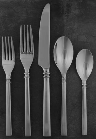 Shaker (Stainless) 40 Piece Estate Set