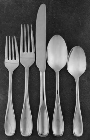 Voss (Stainless) 40 Piece Estate Set