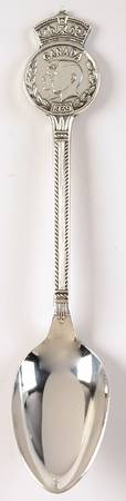 Canada Souvenir Spoons (Silverplate) by Oneida Silver
