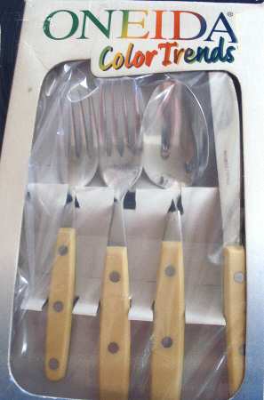 Color Trends-Yellow Teaspoon