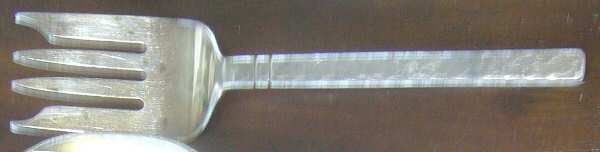Commonwealth (Sterling, 1920) Medium Solid Cold Meat Serving Fork