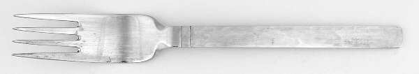 Commonwealth (Sterling, 1920) Luncheon/Dessert Fork, Solid Piece