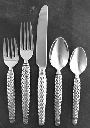 PII2 5 Piece Place Setting