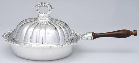 Old English (Silverplate, Hollowware) Chafing Dish & Lid