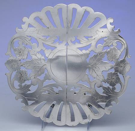 Silverplate Hollowware Expandable Trivet