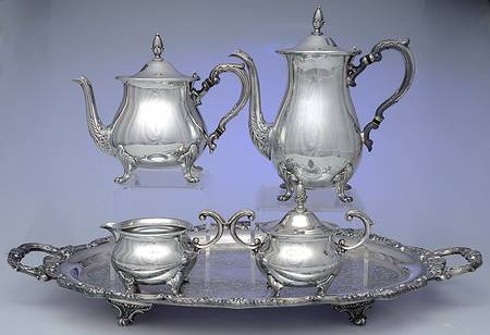 110 (Silverplate, Hollowware) 5-Piece Silverplate Tea Set (with Tray)