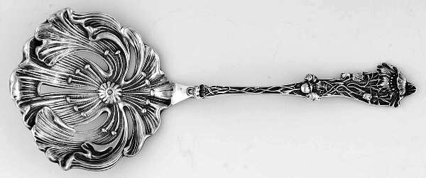 Poppy (Sterling, 1908) Solid Bon Bon Spoon with Pierced Bowl