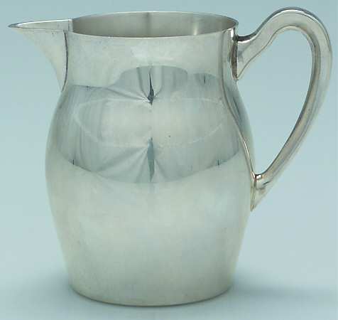 362 (Sterling, Hollowware) Mini Creamer