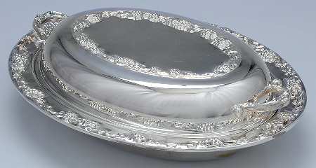 3065 (Silverplate, Hollowware) 11" Oval Double Vegetable & Liner