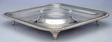 1032 (Silverplate, Hollowware) 2pc Chip & Dip Set with Glass Bowl
