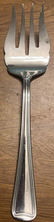 Sonesta (Stainless) Medium Solid Cold Meat Serving Fork