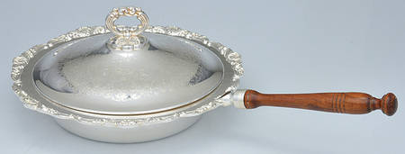 118 (Silverplate, Hollowware) Silverplate Chafing Dish