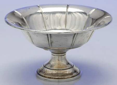 884 (Sterling, Hollowware) Short Sterling Compote