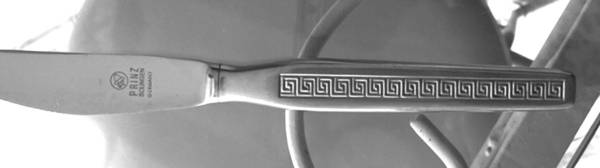 P1R1s (Stainless) Modern Solid Knife