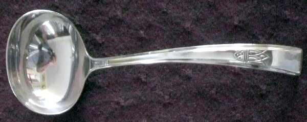 PR41 Solid Gravy Ladle