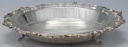 138 (Silverplate, Hollowware) 13" Round Footed Pie Tray & Glass Liner