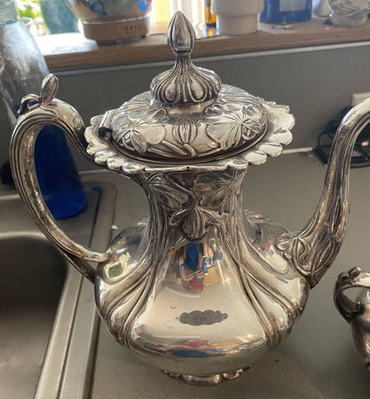 380 (Silverplate, Hollowware) Tea Pot