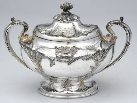 384 (Silverplate, Hollowware) Sugar Bowl with Lid