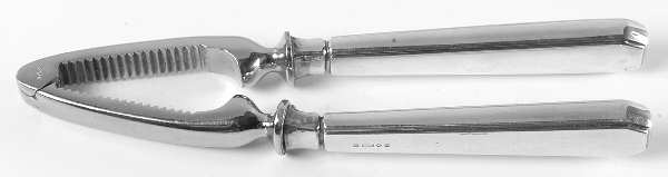 Braque (Silverplate) Stainless Grip Nut Cracker