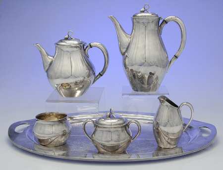 The Americana (Silverplate, Hollowware) 6-Piece Plated Tea Set (Waste & Tray)