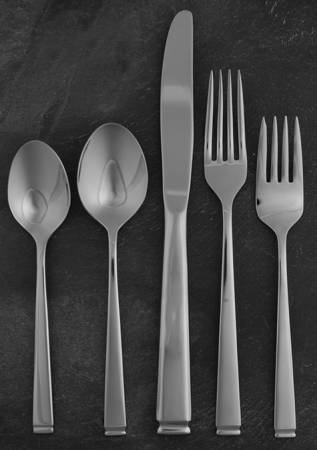 Barclay (Stainless, 1982) 5 Piece Place Setting