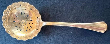 Clovelly (Sterling, 1912) Large Sugar Sifter