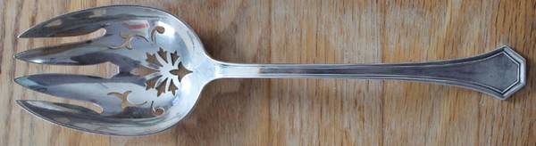 Columbia (Sterling, 1912) Solid Salad Serving Fork
