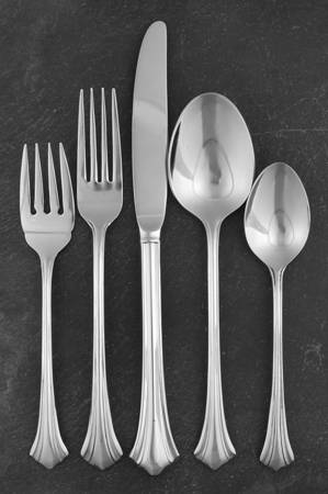Colonnade (Stainless) 5 Piece Place Setting