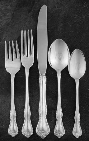 Cottage Rose (Silverplate, 1985) 5 Piece Place Setting