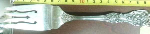 Francis I (Sterling, Eagle-R-Lion, 1907) Large Solid Cold Meat Serving Fork