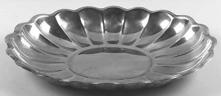 Holiday (Silverplate, Hollowware) 15" Centerpiece Bowl