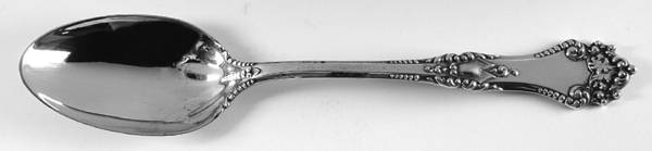 La Touraine (Sterling, 1895) Dessert/Oval Soup Spoon