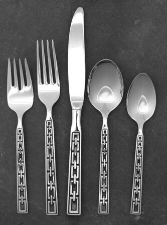Lovelock (Stainless) 5 Piece Place Setting