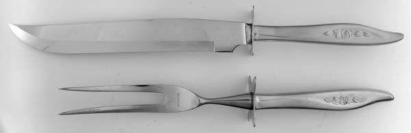 One Rose (Stainless, 1962) Small Stainless Blade 2-Piece Steak Carving Set