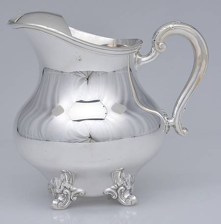 Regent-Plain (Silverplate Hollowware) Plated Water Pitcher with Ice Lip