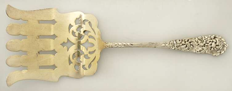 Trajan (Sterling, 1892) Large Solid Asparagus Serving Fork