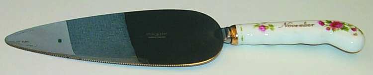 Flower of The Month (Newer, Montrose) Pie Server with Stainless Blade