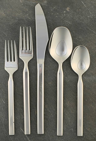 Caravelle (Stainless) 5 Piece Place Setting