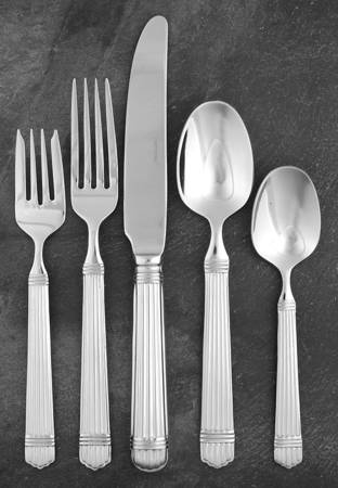 Esprit (Stainless, Glossy, 5 Ribs) 5 Piece Place Setting