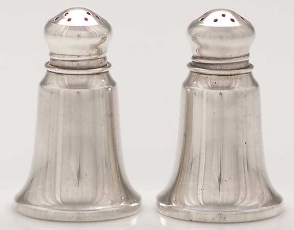 Sterling Hollowware Salt & Pepper Set