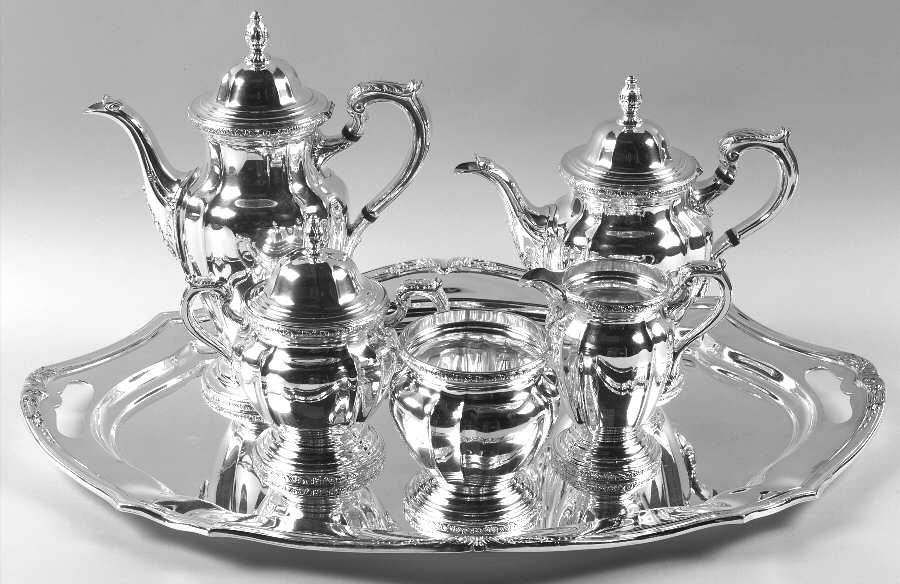 De Champlain (Silverplate, Hollowware) 6-Piece Plated Tea Set (Waste & Tray)