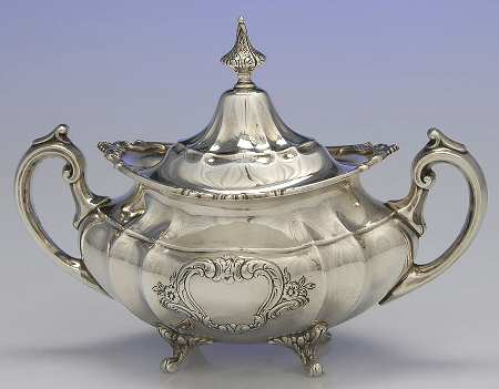Hampton Court Shield (Strlg, Hlwr) Sugar Bowl & Lid
