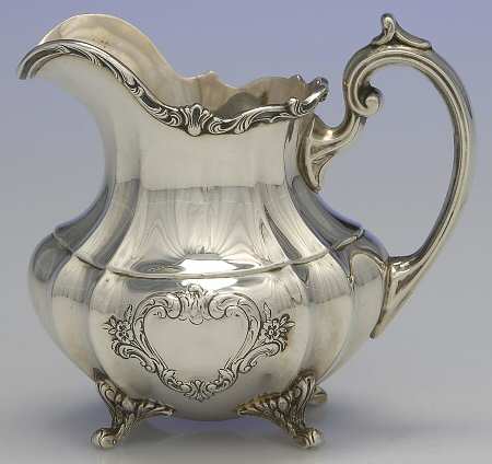 Hampton Court Shield (Strlg, Hlwr) Creamer