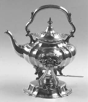 Hampton Court Shield (Strlg, Hlwr) Kettle, Stand & Burner