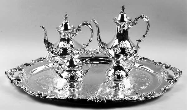 King Francis (Silverplate, Hollowware) 5-Piece Silverplate Tea Set (with Tray)