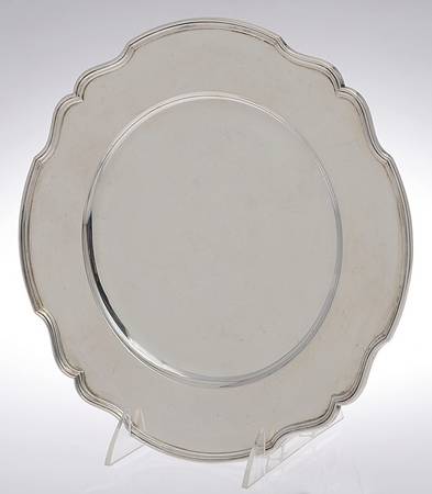 Hepplewhite-Plain (Sterling, 1907, Hollowware) Dinner/Service Plate