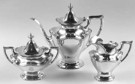 Hepplewhite-Plain (Sterling, 1907, Hollowware) 3-Piece Coffee Set with Coffee Pot