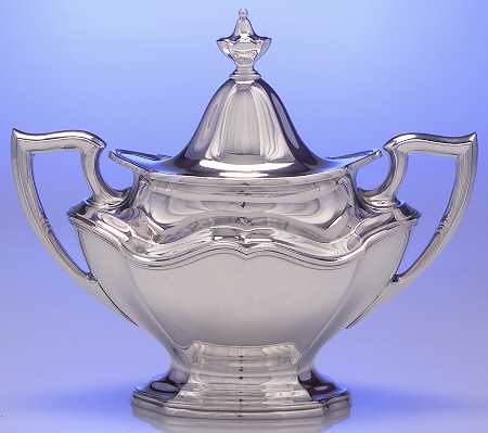 Hepplewhite-Plain (Sterling, 1907, Hollowware) Sugar Bowl & Lid