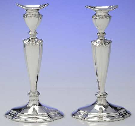 Hepplewhite-Plain (Sterling, 1907, Hollowware) Pair of Candlesticks